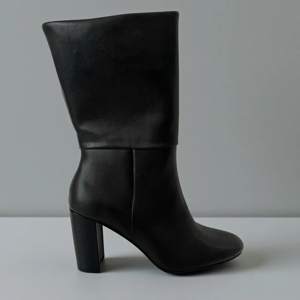CHARLES DAVID Billow Faux Leather Pointed Toe Block Heeled Boot in Black NEW - Picture 1 of 14